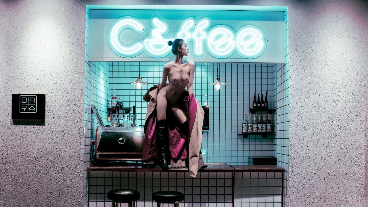 Hot nude asian model